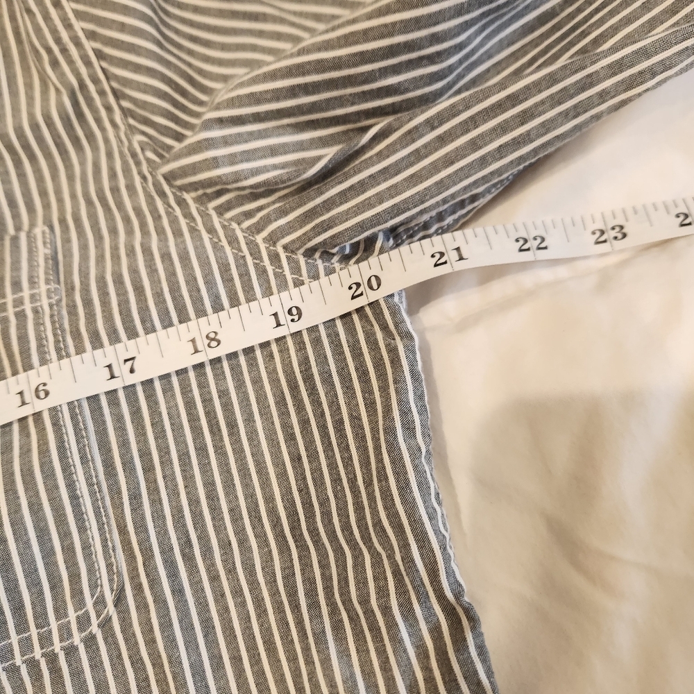 Mens Gap Button Down Size Medium - Picture 8 of 10